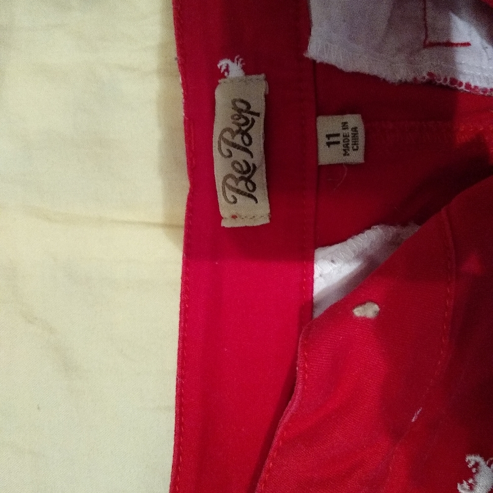 Shorts - Picture 2 of 3